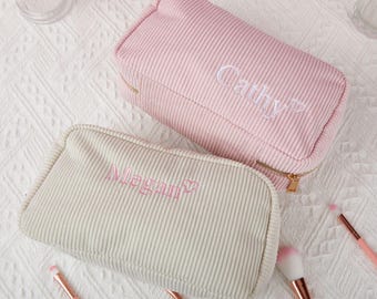 Personalized Clutch-Embroidered Quilted Cotton Cosmetic Bag-Cosmetic Pouch-Cosmetic Storage Organizer-Bridesmaid Gifts-Gift for Her-3 Colors