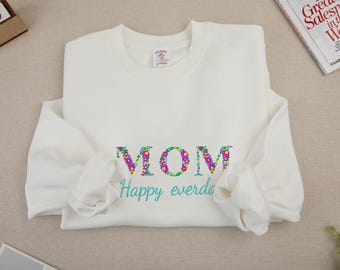 Custom Embroidered Sweatshirt, Name On Sleeve With Heart, Grandma Shirt With Date, Mama Est Year Shirt, Mothers Day Gift, Gift For New Mom
