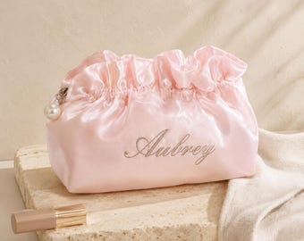 Personalized Name Embroidered Cosmetic Bag,Ruffled Cloud Makeup Pouch,Bridesmaid Proposal Gift,Wedding Favor,Travel Makeup Bag,Bridal Party