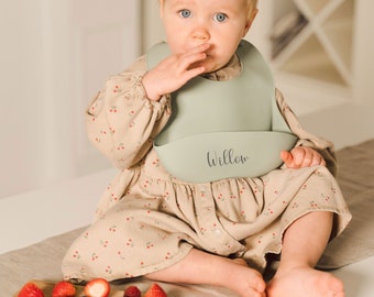 JBørn Silicone Baby Bib - Personalisation - Baby Gift