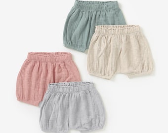 Short bébé en mousseline de coton biologique JBØRN