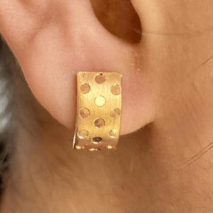 22K Real Gold Hoop Earrings | Yellow Gold Clip-On Huggie Hoop Earrings | Lightweight Gold Earrings Gift for Her | Minimal Jewelry | Handmade