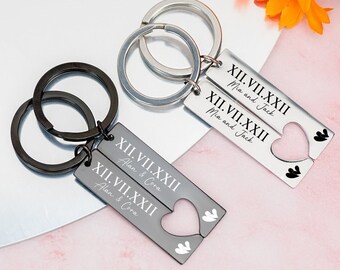 Heart Keychain Set,Matching keychains, Gift Set for Couples, Best Friends,Couple Keychain,Engravable Date Keychain Gift,Anniversary Gifts