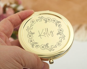 Personalized Pocket Makeup Mirror, Beautiful Wedding Gift, Hen Party Gift, Delicate Engraved Compact Mirror, Bridesmaid Gift, Friend Gift