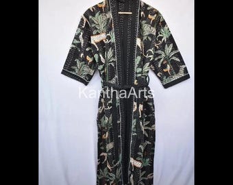 Chaqueta kimono kantha con animales de la Selva Negra y puntada kantha india: bata de algodón cosida a mano