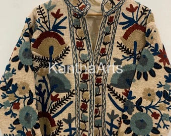 Chaqueta de invierno con bordado Suzani, chaqueta acolchada para mujer, abrigo étnico unisex