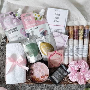 Geburtstagsgeschenkkorb für Freund Verwöhnen Hamper Geschenkbox Geburtstagsgeschenk Geschenk für Freund Spa Geschenkbox Verwöhngeschenk Geschenk Spa Geschenkset Hug in a box