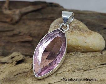 Rose Quartz Gemstone Pendant, 925 Sterling Silver Pendant, Handmade Silver Pendant, Beautiful Pendant, Lovely Pendant, Gift For love, ///