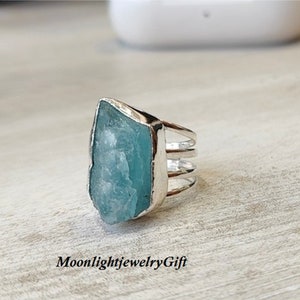 Raw Aquamarine Ring, 925 Sterling Silver, Silver Band Ring, Handmade Ring, Silver Women Ring, Gemstone Ring, Statement Ring, Beautiful Rings