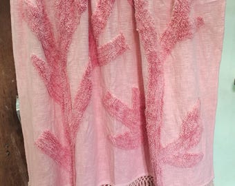 Handmade Tufted Cotton Throw Blanket with Tassels | Boho Pink Sofa Bed Decor