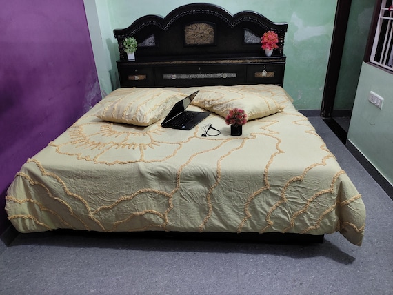 Light Yellow Tufted Floral Cotton Duvet Cover with Pillow Shams