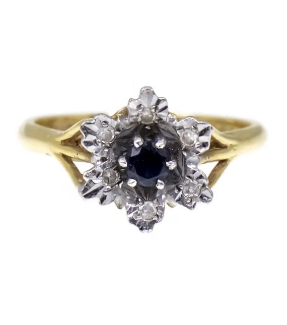 18k Yellow Gold Sapphire & Diamond ring