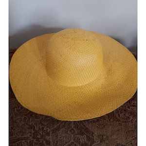 1980&#39;s Straw Wide Brim Hat - Women&#39;s Beach, Garden