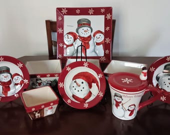 Juego de vajilla vintage de muñeco de nieve de St Nicholas Square, paquete de cálidos deseos navideños.