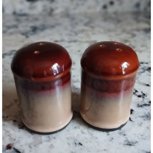 Mid Century Salt and Pepper Shakers - High glaze ceramic Salt and Pepper shakers - Kitchen and Dining - Kitchen Accessories