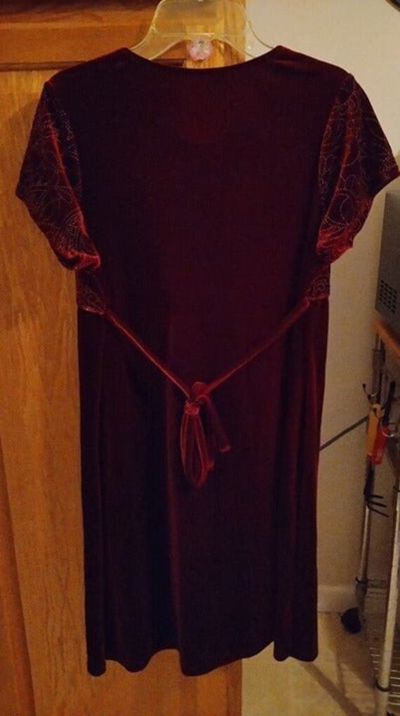 BROOKE LINDSAY Girls Dress - Velvety - Size 16.5 … - image 3