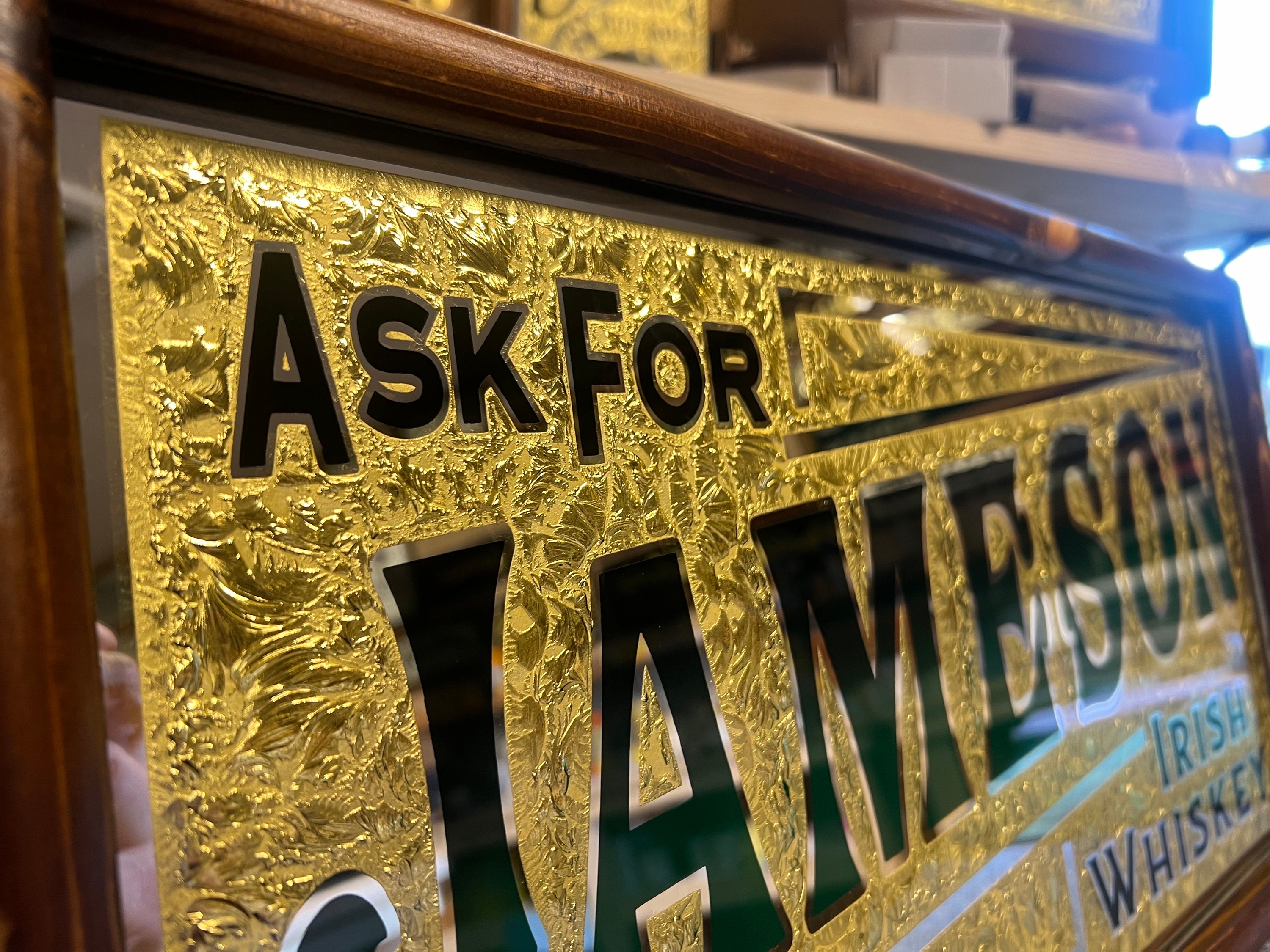 Jameson Irish Whiskey 22kt Goldleaf Glue Chipped Glass Pub/bar