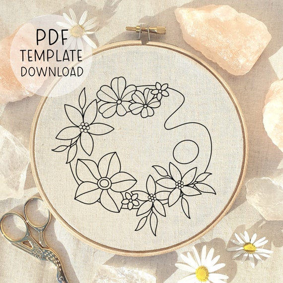 Floral Paint Palette Embroidery Pattern Template, Artist Embroidery Design,  Artistic Gifts, Floral Embroidery Hoop Art, Embroidered Flowers 