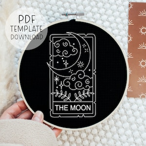 De maan Tarot kaart borduurpatroon downloaden, mystiek borduurwerk, mystiek borduurwerk, psychische borduurpatroon hemelse decor handgemaakt
