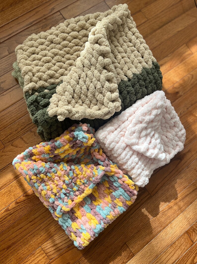 Plush Hand Knitted Baby Blankets, Chunky Knit Soft Stroller Blankets