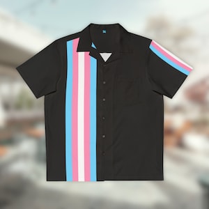 Trans Pride Schwarzes Button-Down-Shirt