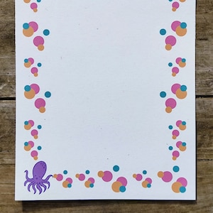 Papel de escribir A5 y sobres - papelería de pulpo - regalo de papelería - escritura A5 - bajo el tema del mar - papel de nota lindo - papel de carta simple