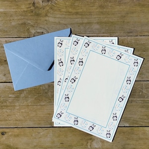 Joli ensemble de papiers à lettres A5 avec des pandas et des enveloppes colorées - Papeterie ligné ou unie pour lettres, journaux ou cadeaux