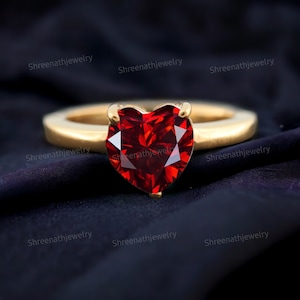 Hartvorm rode granaat solitaire verlovingsring voor meisjes 14K geelgouden rode edelsteenring geboortesteen januari bruidscadeau voor haar