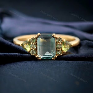 Green Amethyst Cluster Wedding Ring Halo Peridot Women Jewelry Solid Gold Anniversary Statement Ring For Her August Birthstone Birthday Gift