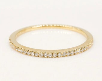 Pretty Round Cut Moissanite Band, Dainty Engagement Band, Half Eternity Delicate Band, Anniversary Band, Matching Band