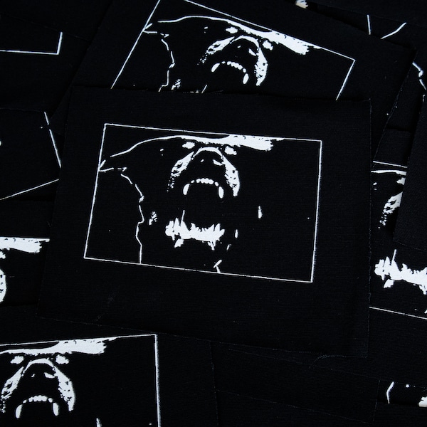 Patch sérigraphié Rottweiler | Occulte horreur punk black metal goth morbide chien macabre