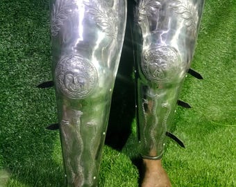 Provocator Engraved Greaves – 1.5mm Combat-Ready Armor Gladiator leg protection