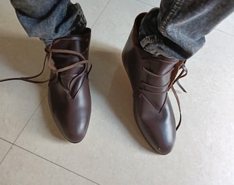 Medieval Leather Boots – Viking & Renaissance Faire Shoes for LARP, Cosplay  Reenactment boots