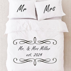 Mr & Mrs Bedding Idea Monogram bedding Couple Gift Housewarming Anniversary Bedding Set Creative Gift Idea Gift for him her Original Gift.