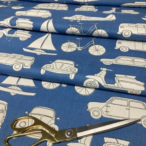 Fryetts - Auto's - Donkerblauw - Ontwerperstof per meter - Schattig transportthema voor kinderen
