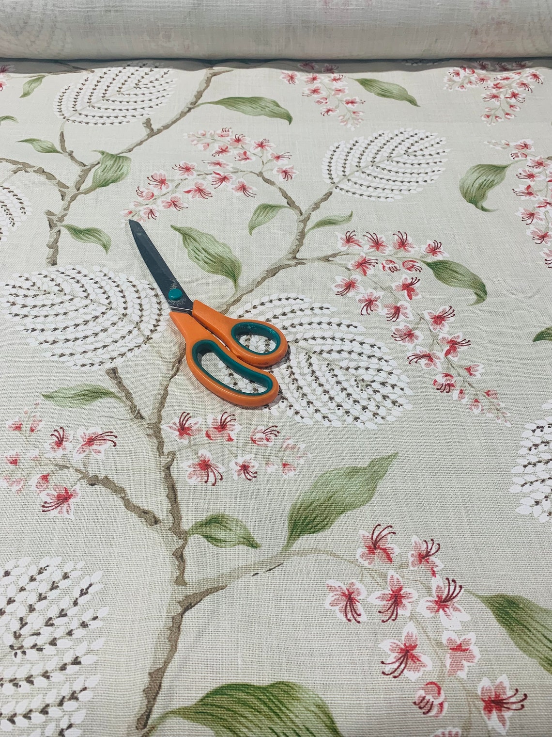 Colefax and Fowler - Atwood - Pink /green- Designer Fabric per Metre ...