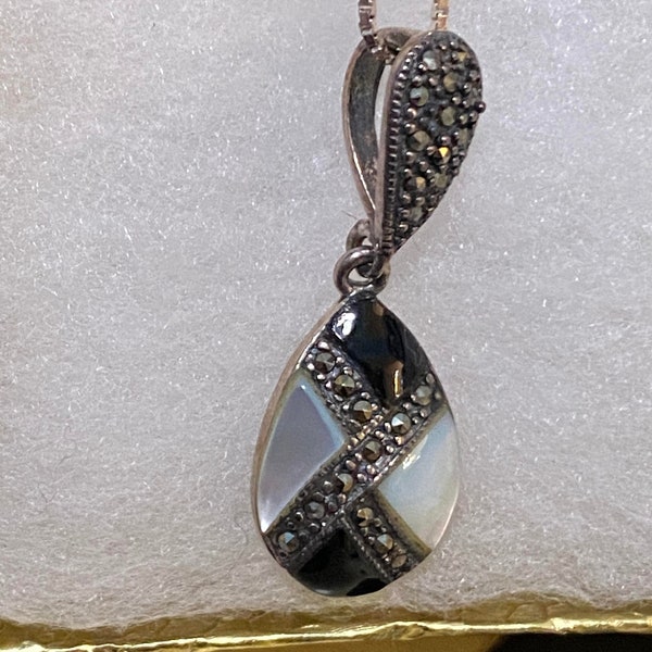 B&W Onyx, Mother of Pearl and Hematite Pendant with 24in box chain