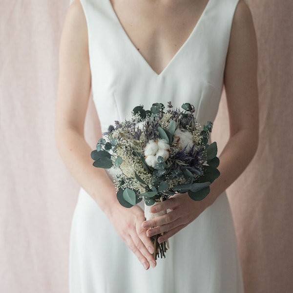 Bouquet gypsophile mini blanc, chardons, eucalytus, lavande et fleurs de coton stabilisés, ruban lin beige, Rovaniemi, LCV