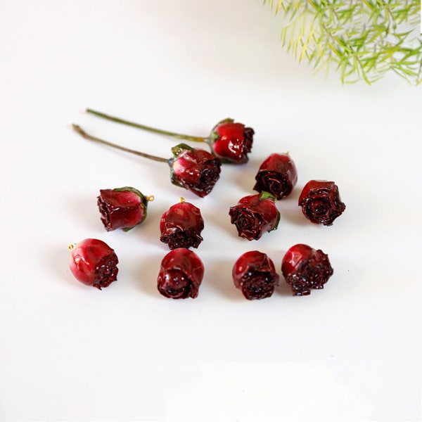 2pcs Real Red Rosebud Flower Charms Resin Flower Pendant Real Flower jewelry necklace earring accessories Natural Handmade Jewelry Supplies