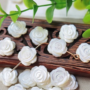 double-faced rose flower shell bead,carved Mother of pearl,sea shell,shell camellia beads,Natural,8mm 10mm 12mm