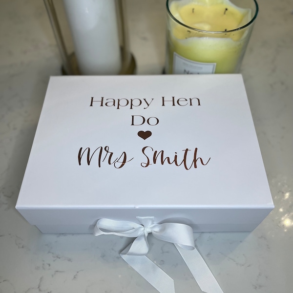 Luxury Happy Hen Do Gift Box - personalise gift box for Special Occassion, Birthday, Wedding, Hen Do, Bride to Be, Miss to Mrs