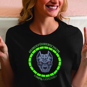 T-shirt voor hondenliefhebbers – Comfortabel hondeneigenaarsshirt met rijbewijs-geslaagd-ontwerp, ideaal verjaardagscadeau voor hondenbezitters