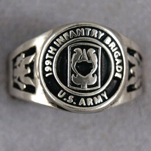 Anneau d’insigne de la 199e brigade d’infanterie L’anneau de l’unité de chevalière Redcatchers Armée américaine
