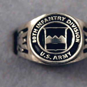80th Infantry Division insignia ring Infantry Blue Ridge ring Only Moves Forward US Army
