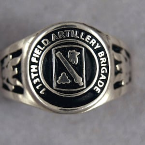 113th Field Artillery Brigade insignia ring Army National Guard ring military rings