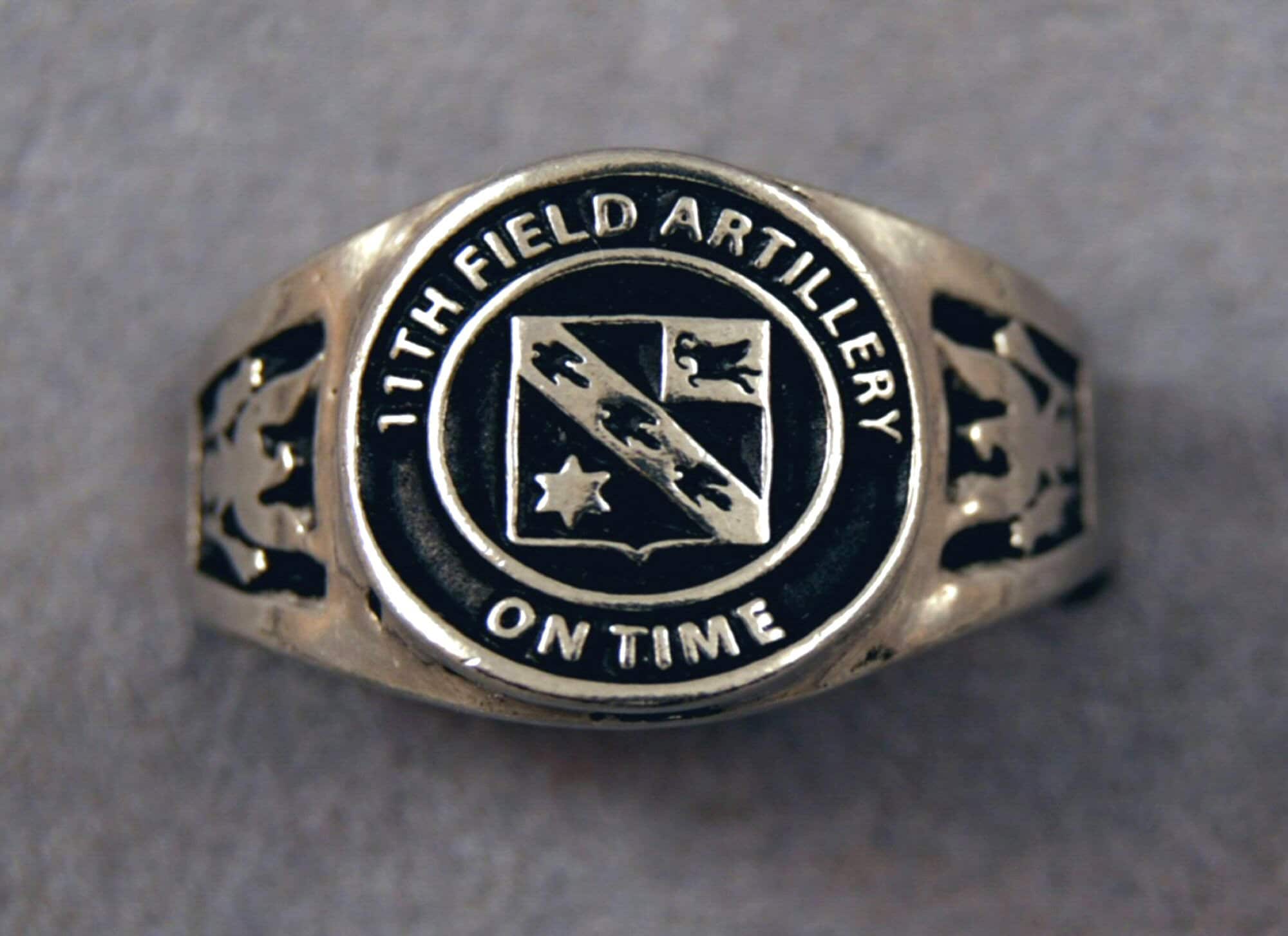 Military Insignia Rings 11th Field Artillery Brigade Insignia Ring on Time Service Ring US Army ...
