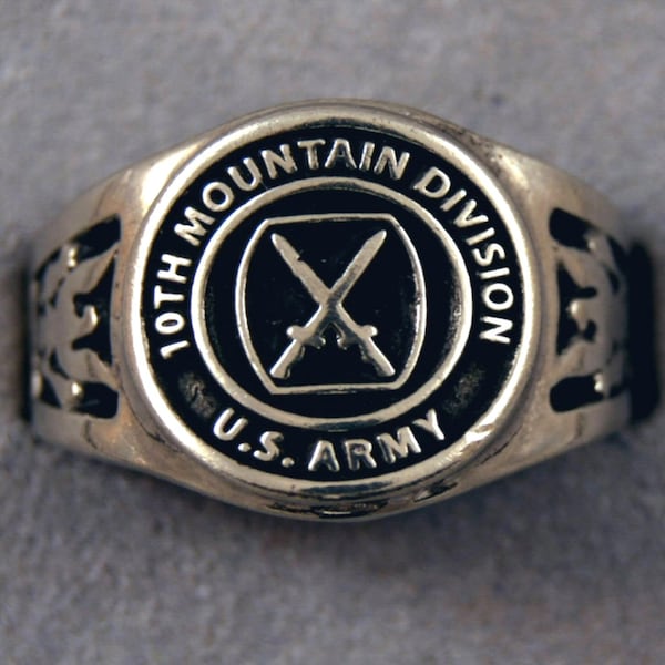 10th Mountain Division insignia ring Infantry Service ring military US Army unit rings