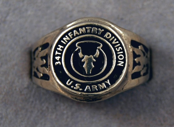 34th Infantry Division insignia ring Red Bull ring military signet unit rings US Army