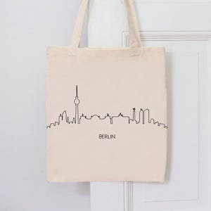 Handbemalte "Berlin" Skyline Tragetasche | Berlin Sehenswürdigkeiten Tasche | Jutebeutel mit Berlin Motiv | Geschenk für Berlin Liebhaber