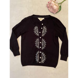 アンソロポロジー ヴィンテージ ブラック カーディガン パールボタン＆刺繍付き Y2K 美しい